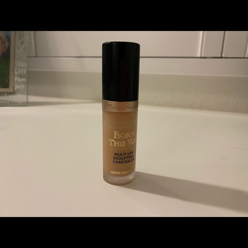 Too Faced Born This Way Concealer